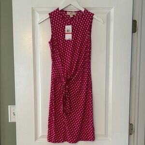 Elegant Pink Sleeveless Dress